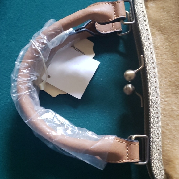 Purse - Picture 3 of 4